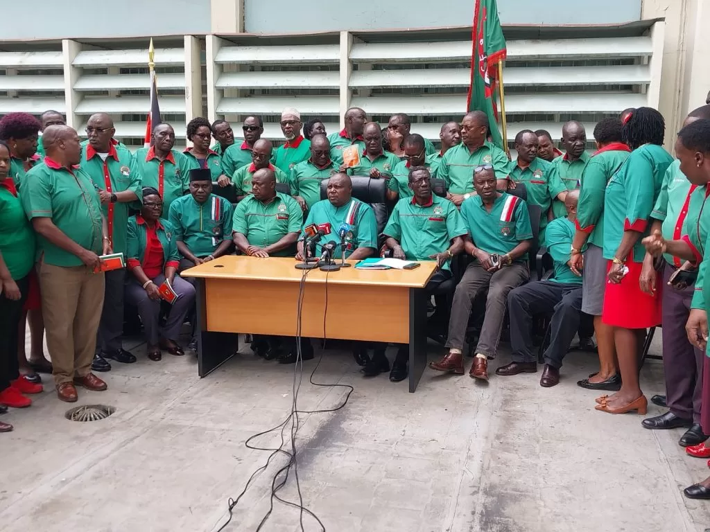 Drama Erupts as JSS Teachers Demands 500 National Positions in KNUT Before Joining