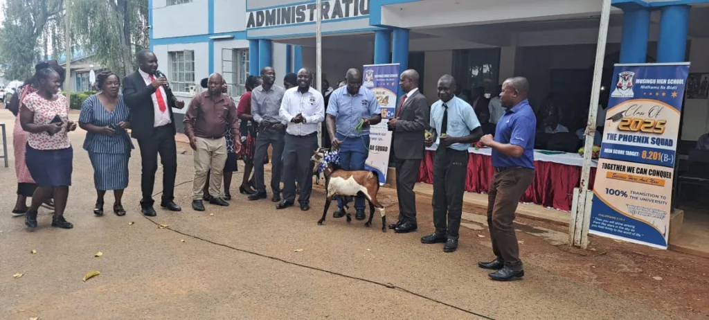 MUSINGU SCHOOL TEACHERS HONOR THEIR CHIEF PRINCIPAL WITH A SPECIAL GIFT